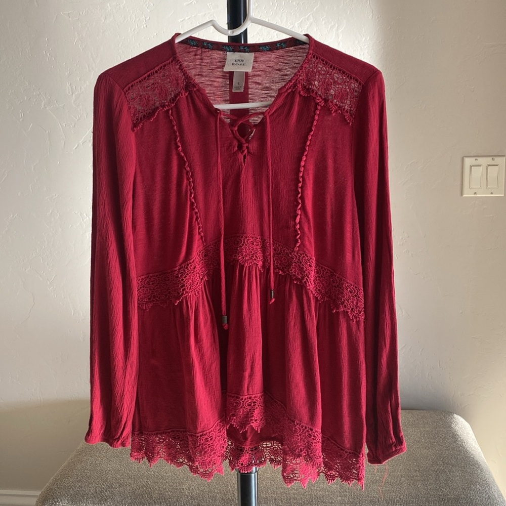 Knox Rose Red Long sleeve top Size S